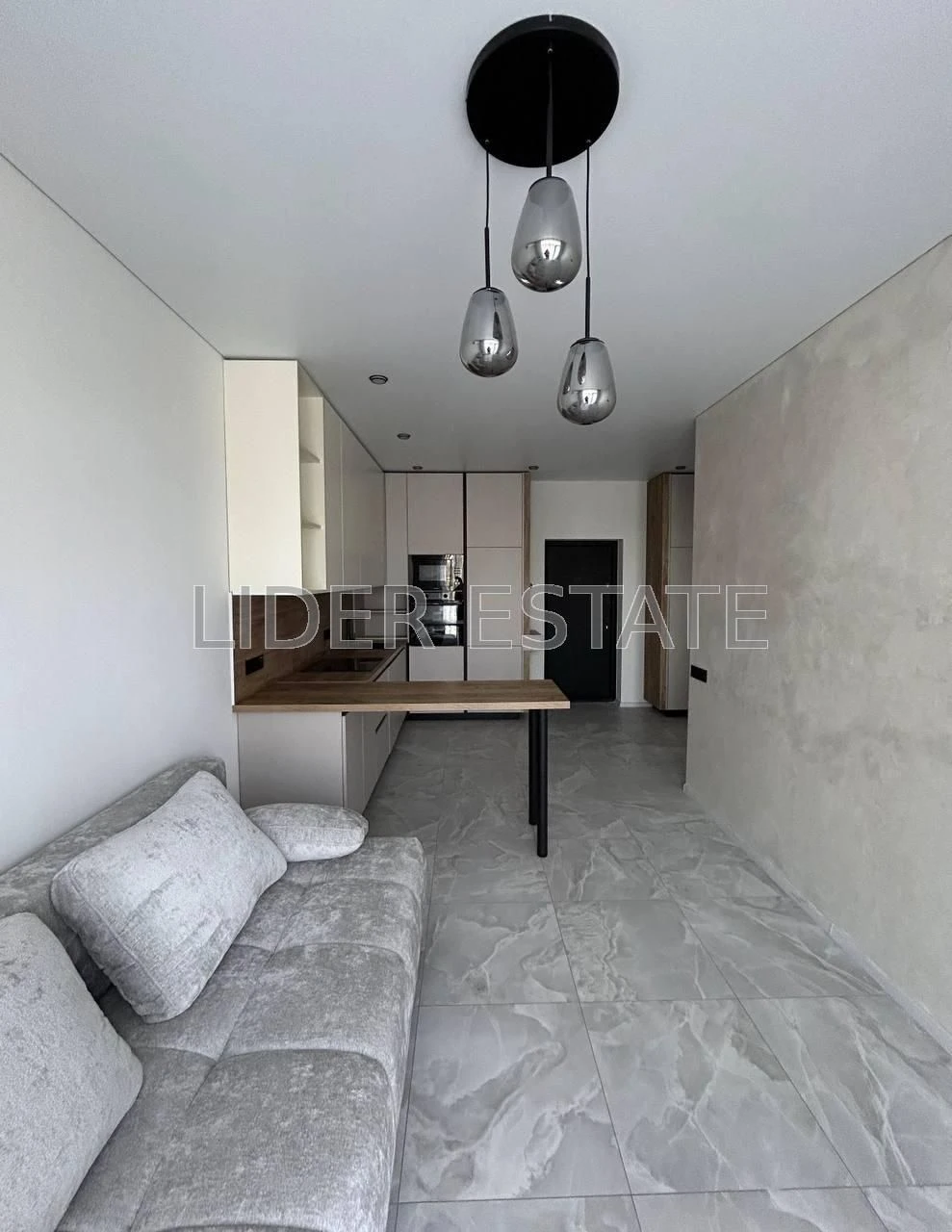 Sale of a 1.5-room apartment 41 sq m | Uzhgorod | Bozdoș