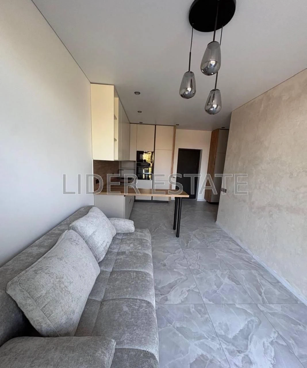 Sale of a 1.5-room apartment 41 sq m | Uzhgorod | Bozdoș