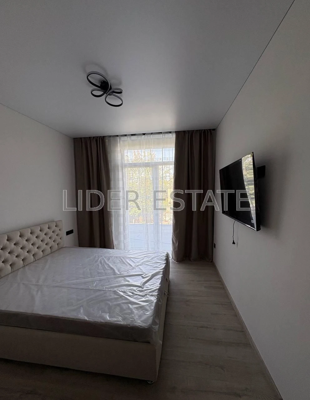 Sale of a 1.5-room apartment 41 sq m | Uzhgorod | Bozdoș