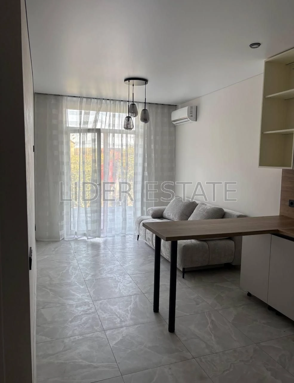 Sale of a 1.5-room apartment 41 sq m | Uzhgorod | Bozdoș