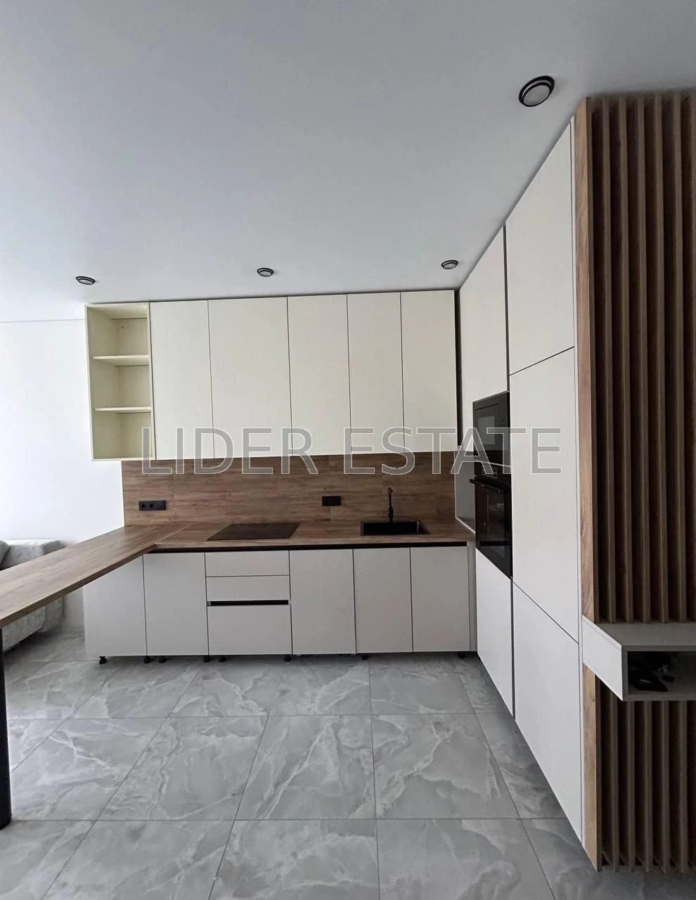 Sale of a 1.5-room apartment 41 sq m | Uzhgorod | Bozdoș