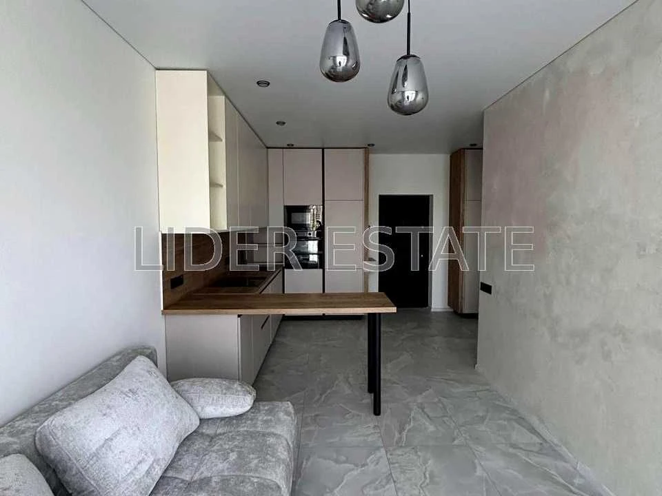 Apartment. Uzhgorod, Zagaraska St.