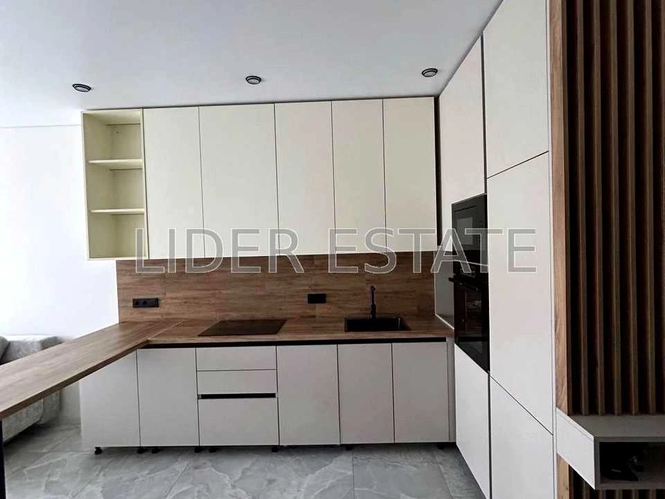 Apartment. Uzhgorod, Zagaraska St.
