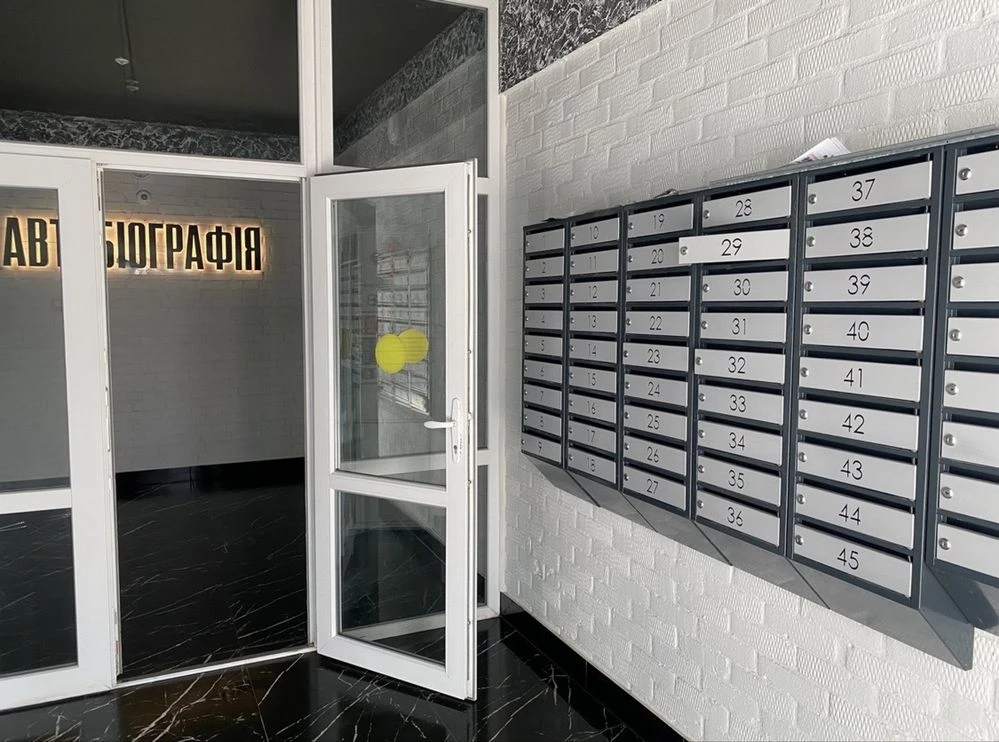 Продается 2-комнатная квартира в новостройке.