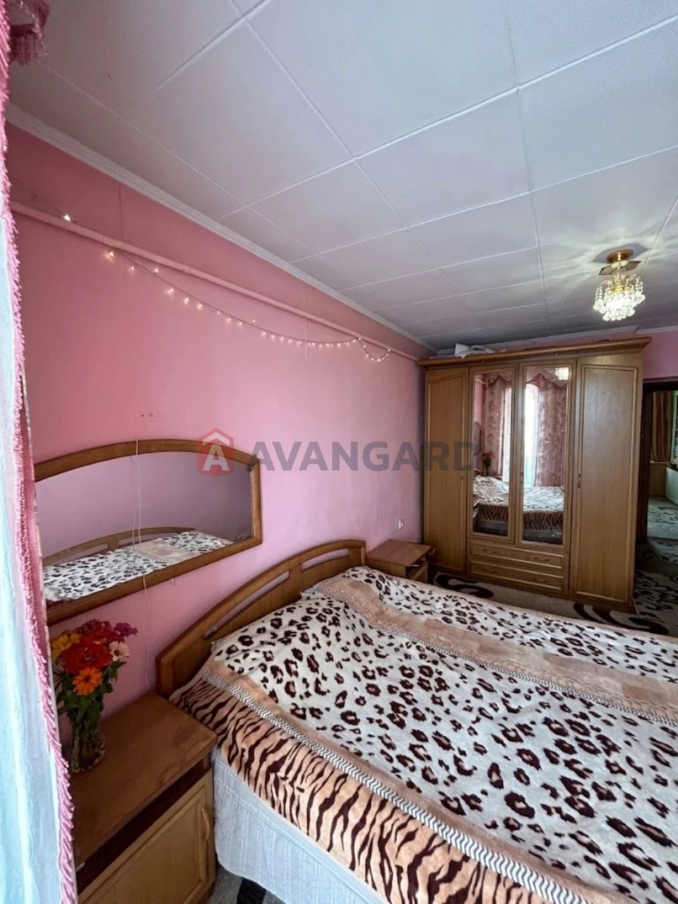 Spacious 3-bedroom apartment for sale! Renovated
