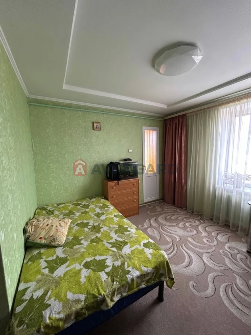 Spacious 3-bedroom apartment for sale! Renovated