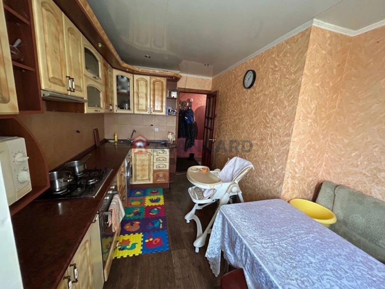 Spacious 3-bedroom apartment for sale! Renovated