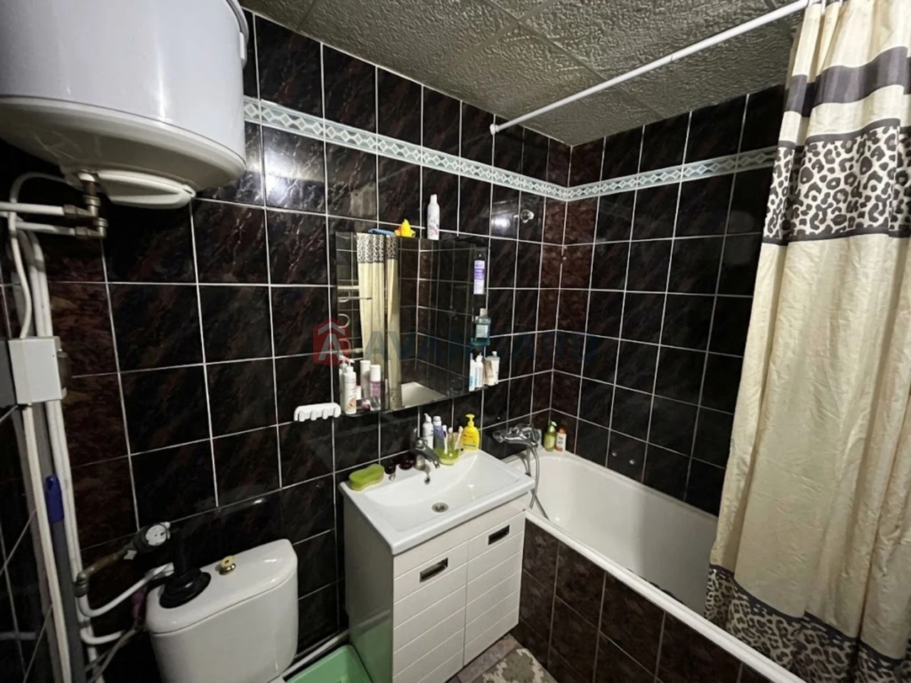 Spacious 3-bedroom apartment for sale! Renovated