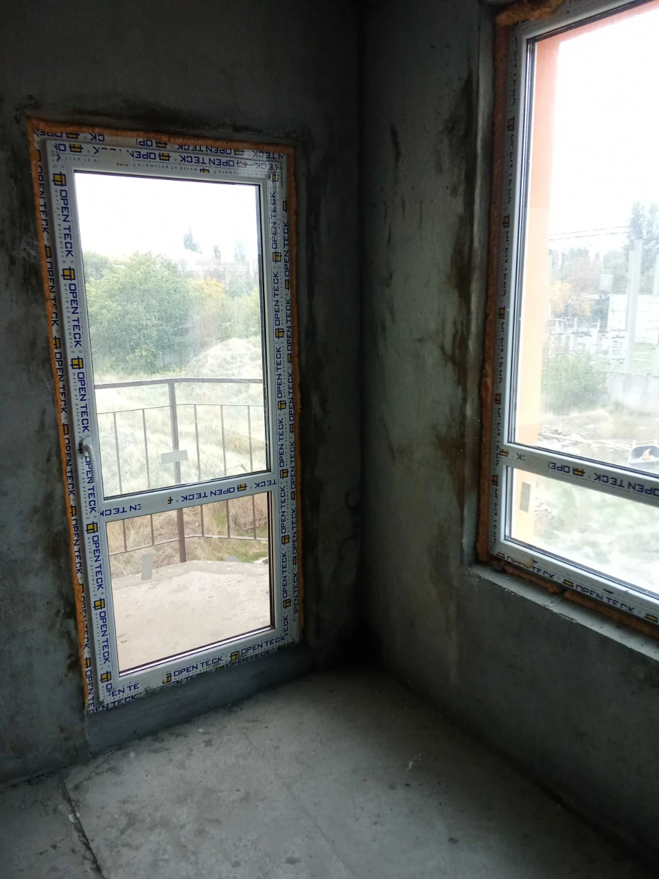 Sale of a 1-bedroom apartment. Certificate.