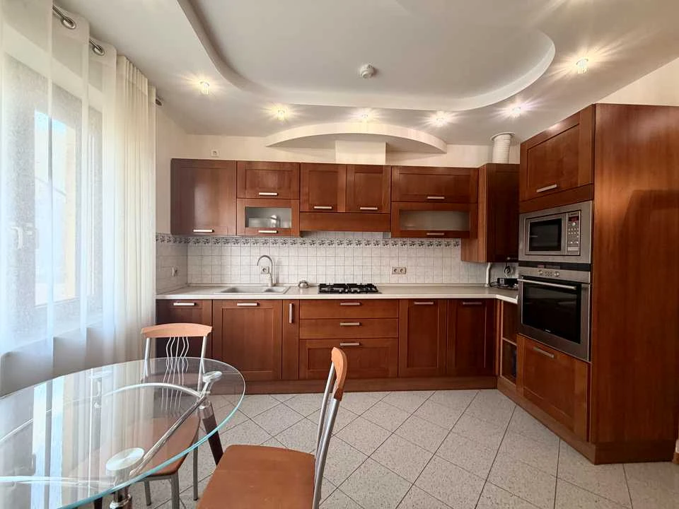 Apartment. Yuriy Rufa Street, Lviv
