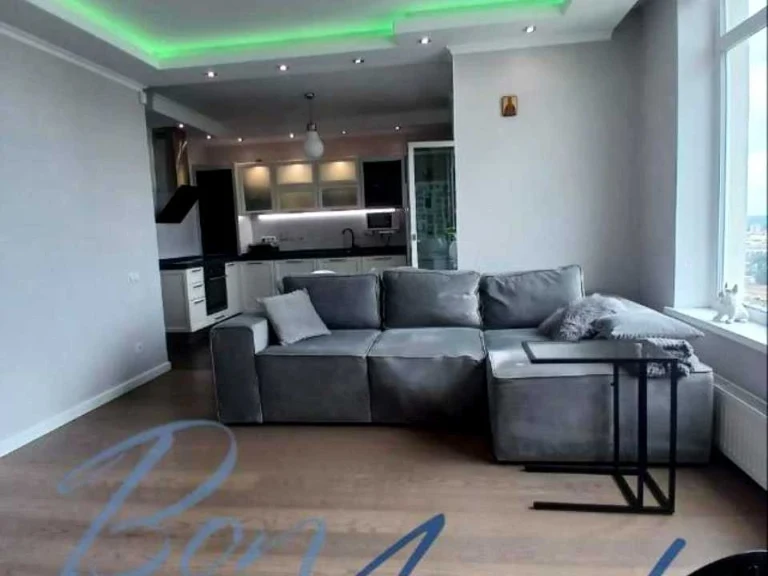Apartment. Ovanez Tumanyan Street, Kyiv