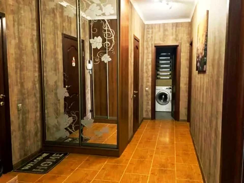 Apartment. Kharkiv Avenue, Kyiv