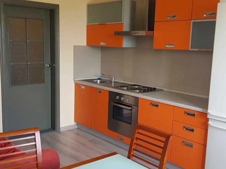 Apartment. Bratislavska Street, Kyiv