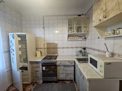 Apartment. Voloska St., Podil, Kyiv