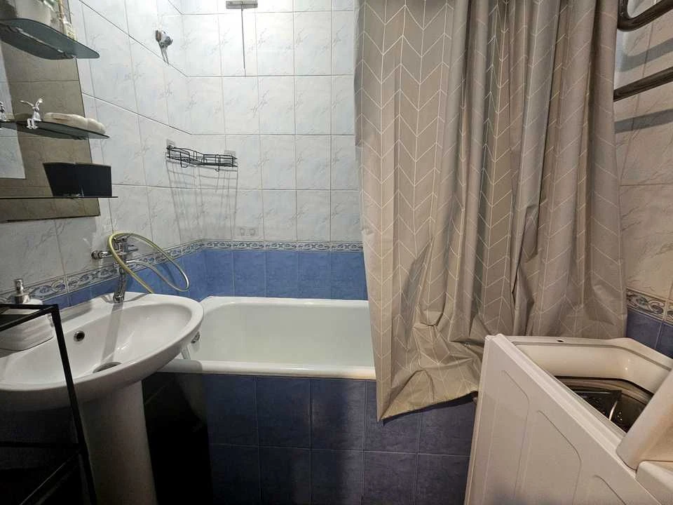 Apartment. Voloska St., Podil, Kyiv