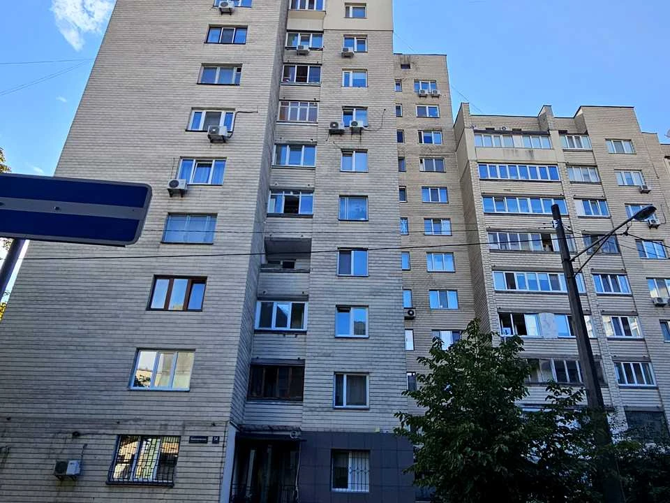 Квартира. Киев, Левандовская улица