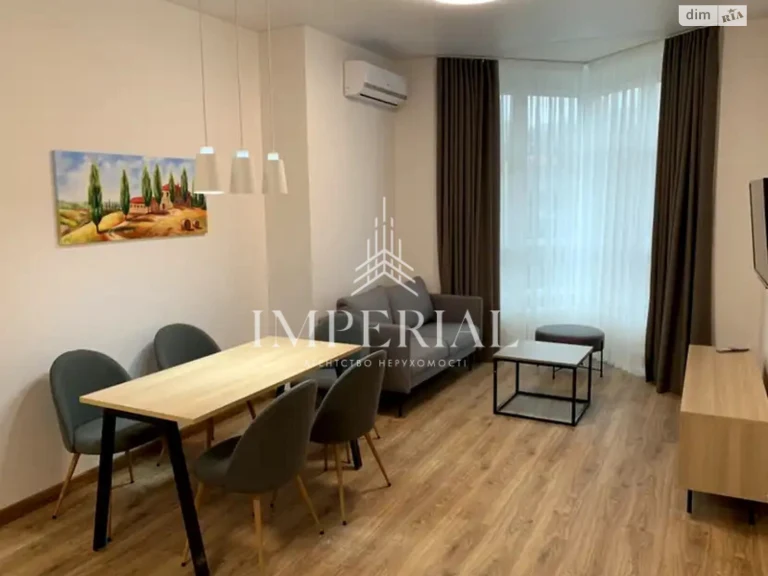 Long Term Rental Apartment, Pecerskyi
