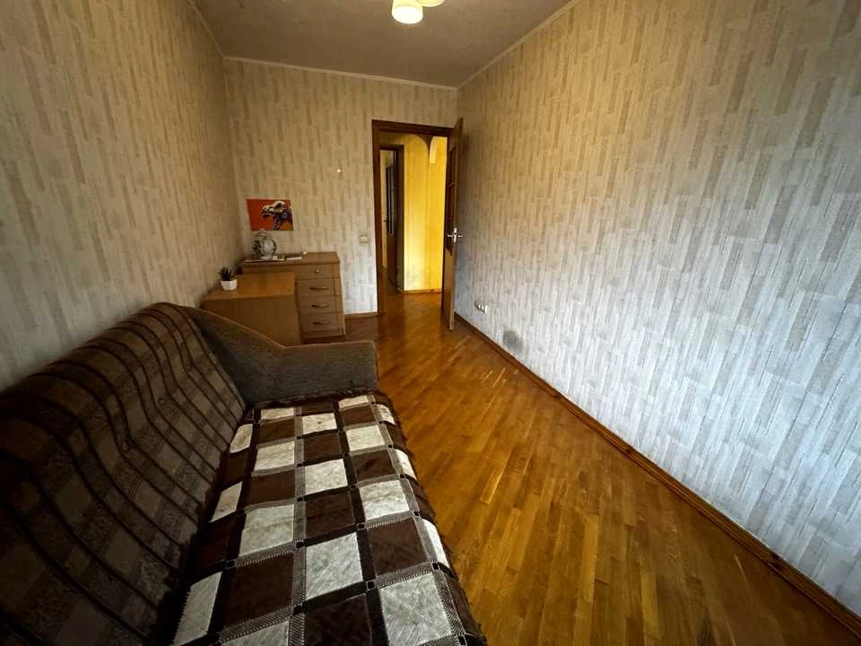 Квартира. Київ, Дегтярівська вулиця