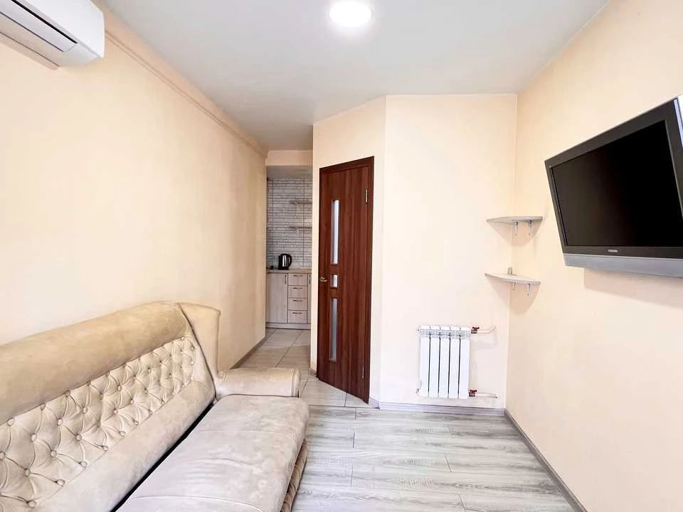Apartment. Ruzhynska st., Kyiv