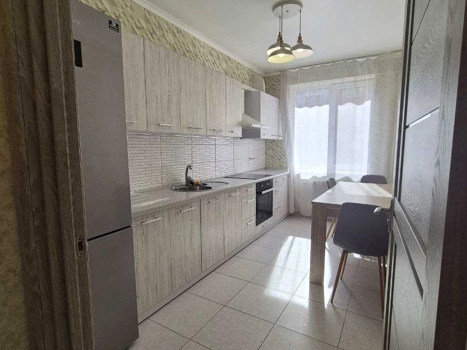Apartment. Dnipro, Kobzary Blvd.