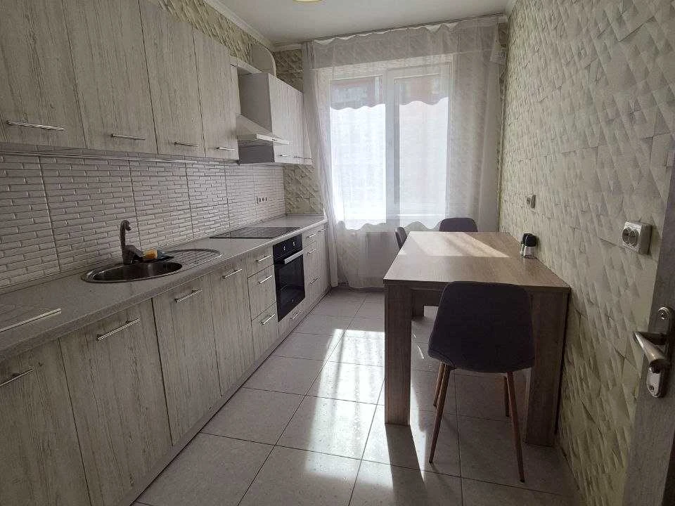 Apartment. Dnipro, Kobzary Blvd.