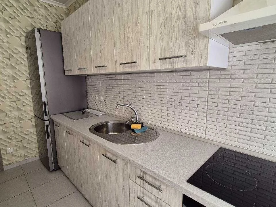 Apartment. Dnipro, Kobzary Blvd.