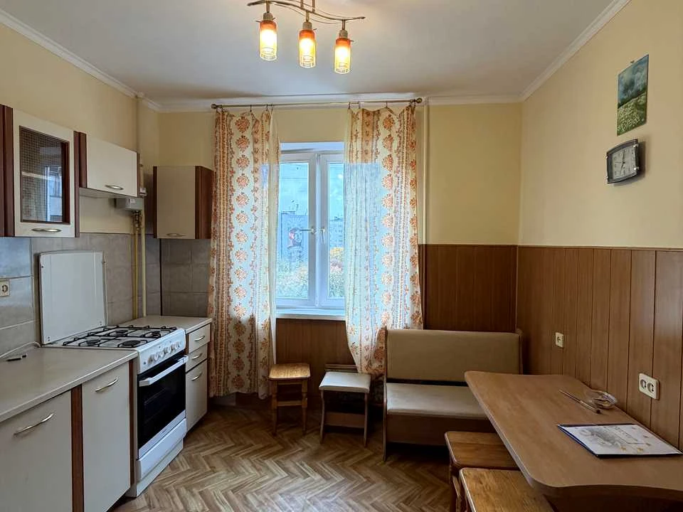 Apartment. Kolomyiska Street, Lviv