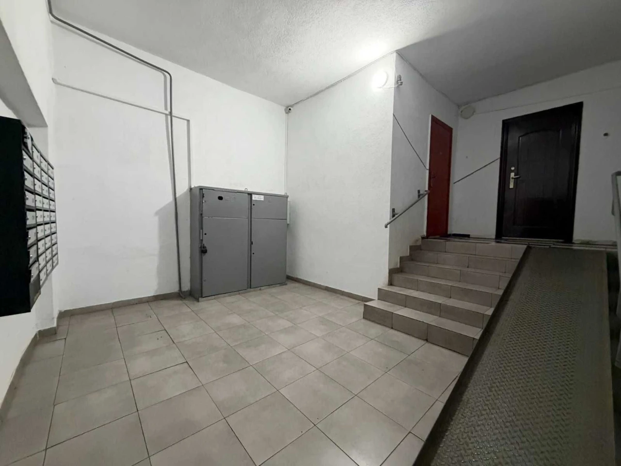 Sale of a 3-room apartment on Ch. Kalina street
