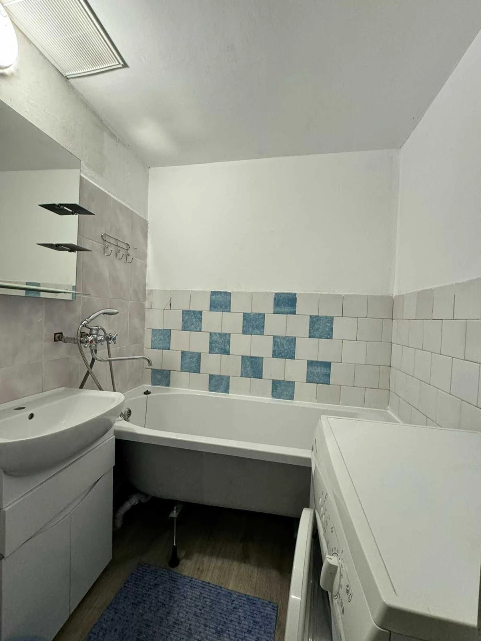 Sale of a 3-room apartment on Ch. Kalina street