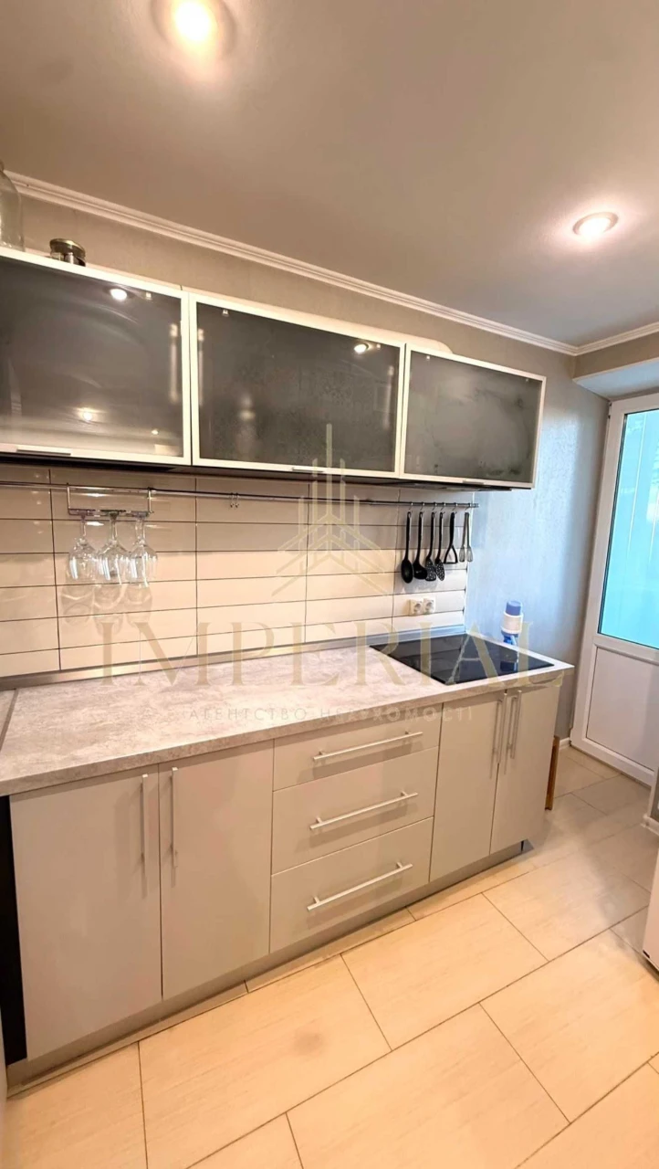 Tashentskaya vul., 33/ Sale of apartment / Kyiv, Darnitsky district