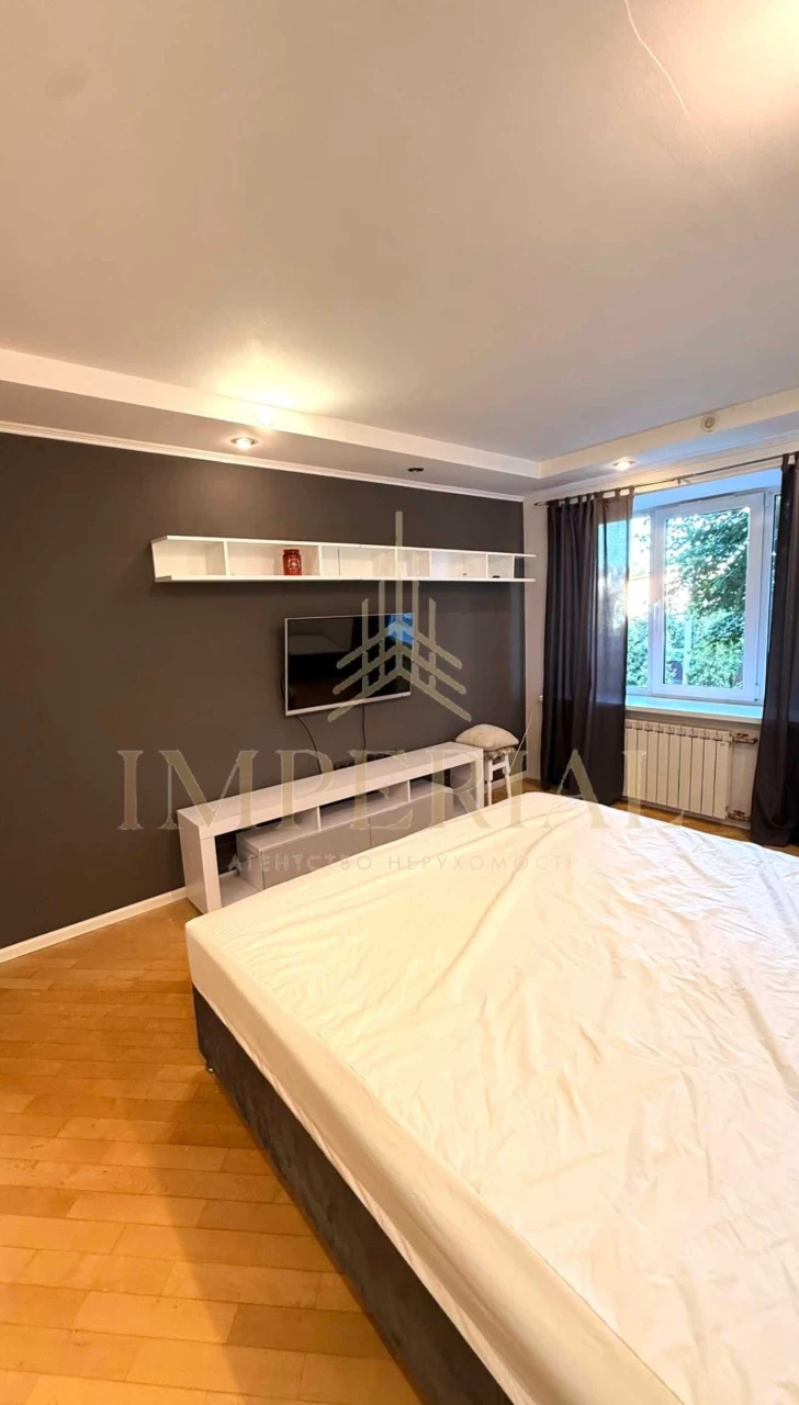Tashentskaya vul., 33/ Sale of apartment / Kyiv, Darnitsky district