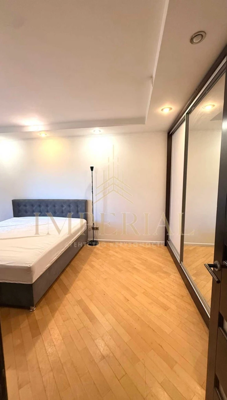 Tashentskaya vul., 33/ Sale of apartment / Kyiv, Darnitsky district