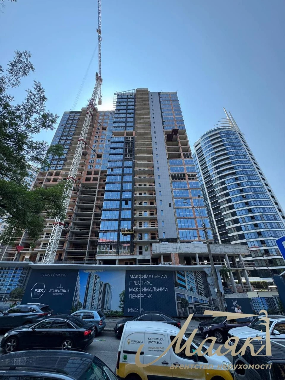 Sale of a Penthouse 191 sq.m. in the Maxima Residence Complex