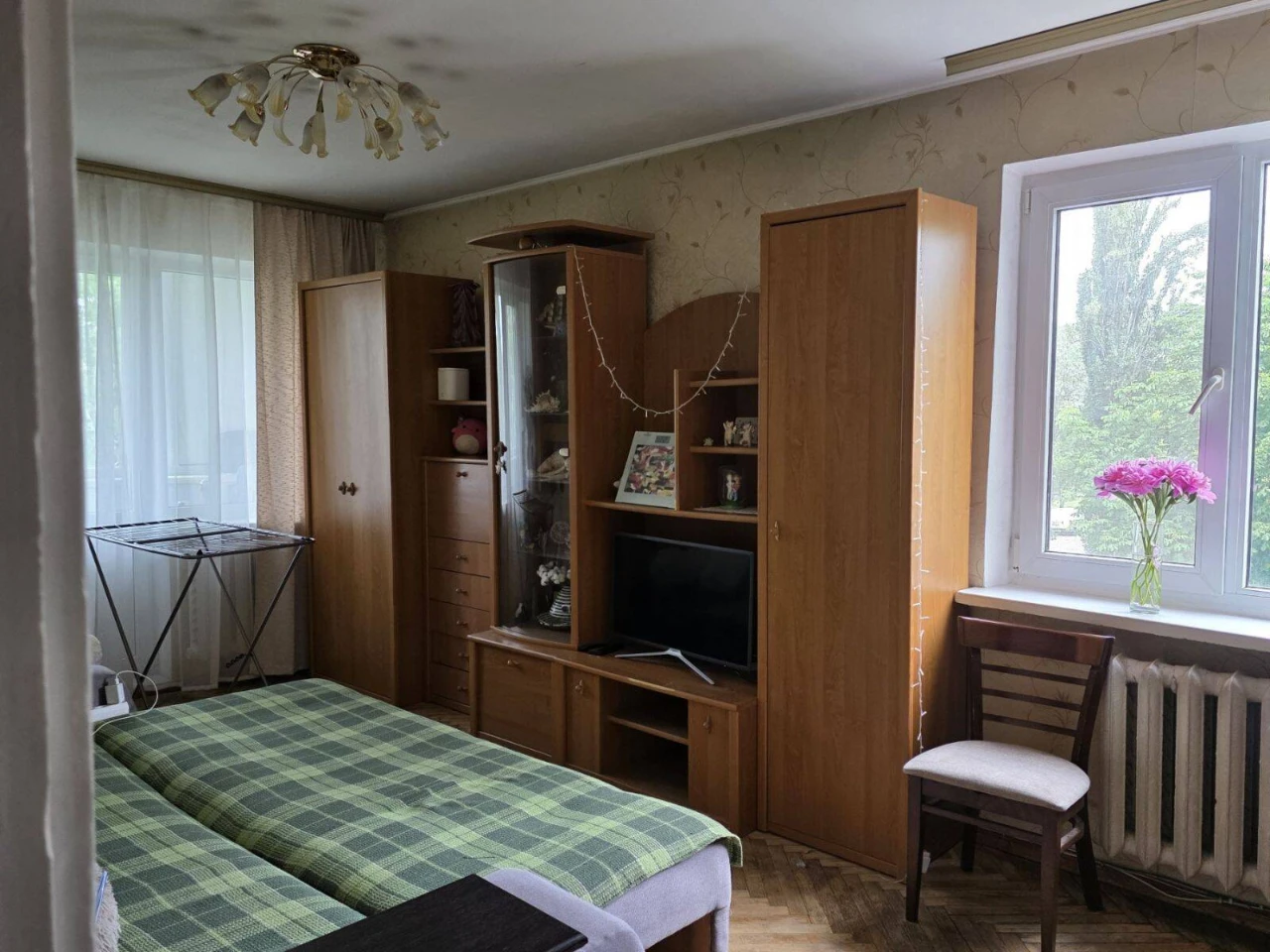 Sale of a 3-room apartment on Ivan Vyhovsky Street 4, Podil