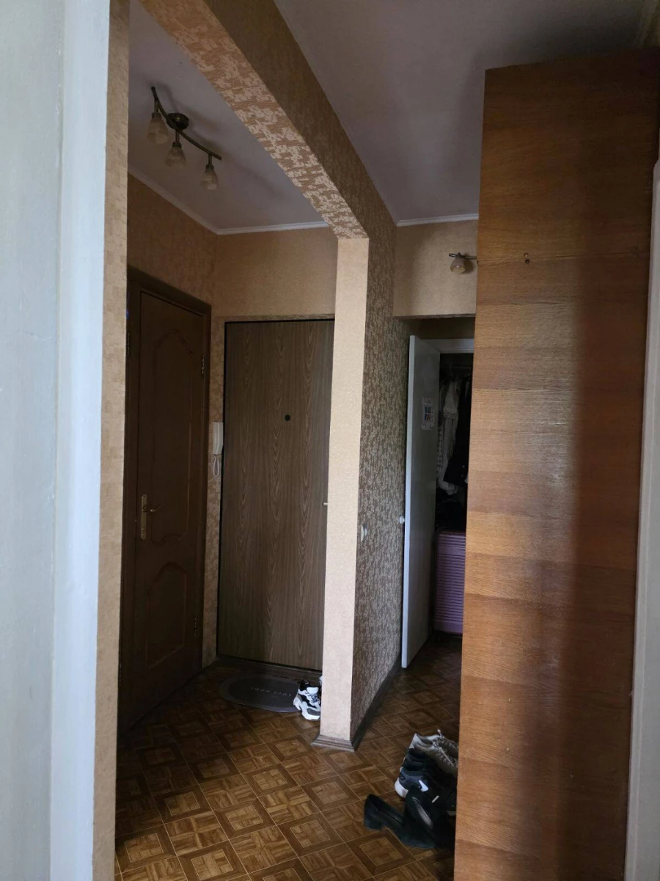 Sale of a 3-room apartment on Ivan Vyhovsky Street 4, Podil