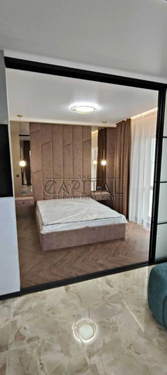 Продаж квартири, ЖК Нова Англія, вул. Максимовича Михайла, Г