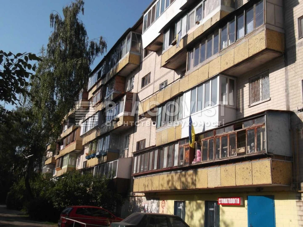 2-bedroom apartment for sale in Sviatoshyn district