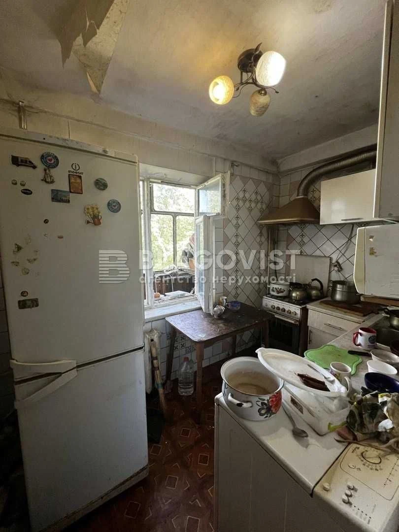 2-bedroom apartment for sale in Sviatoshyn district