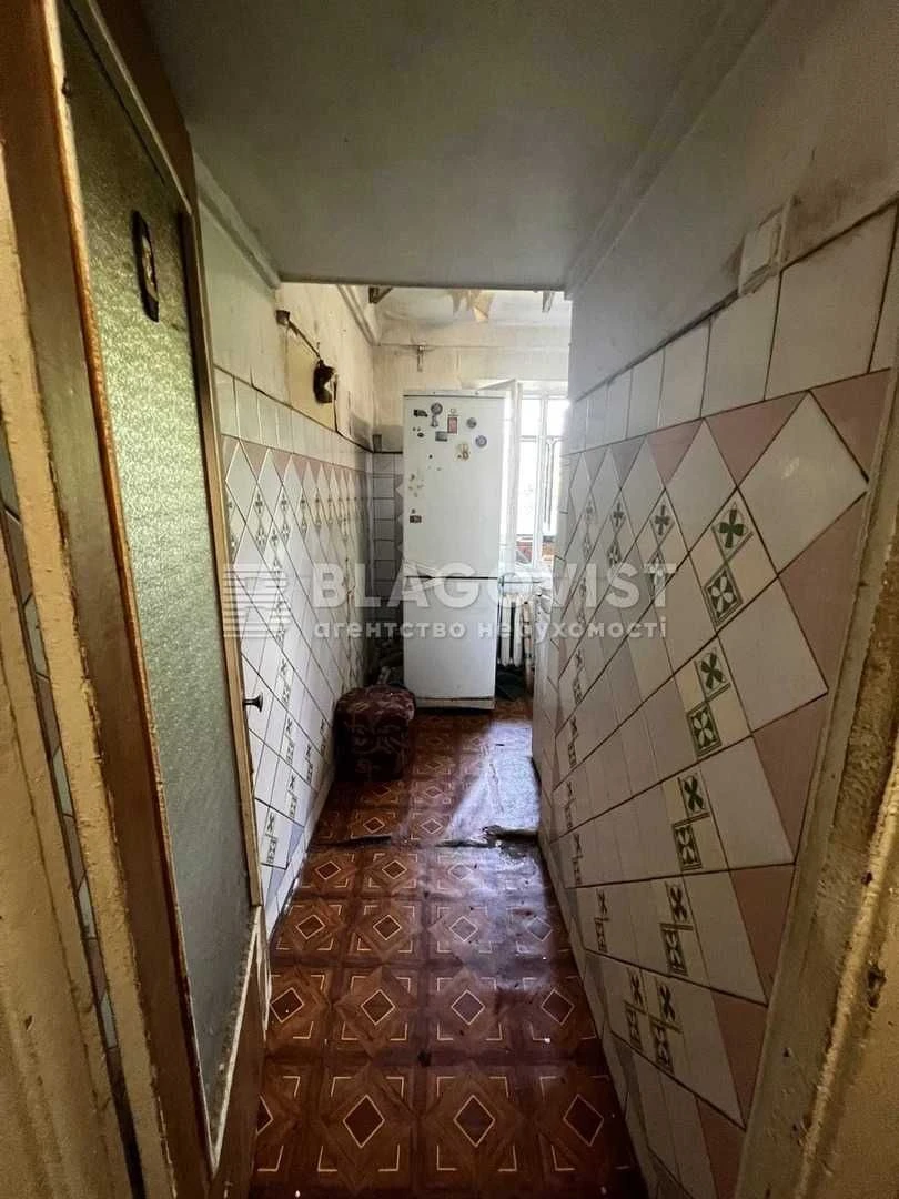 2-bedroom apartment for sale in Sviatoshyn district