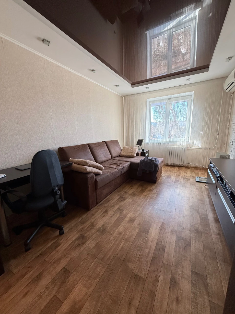 Продам трехкомнатную квартиру