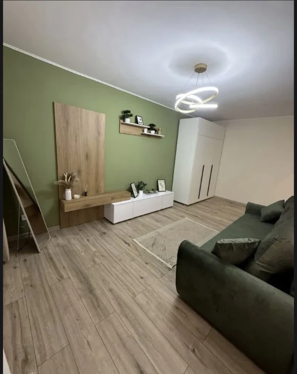 For Sale: 1-Bedroom Apartment in Kosyora