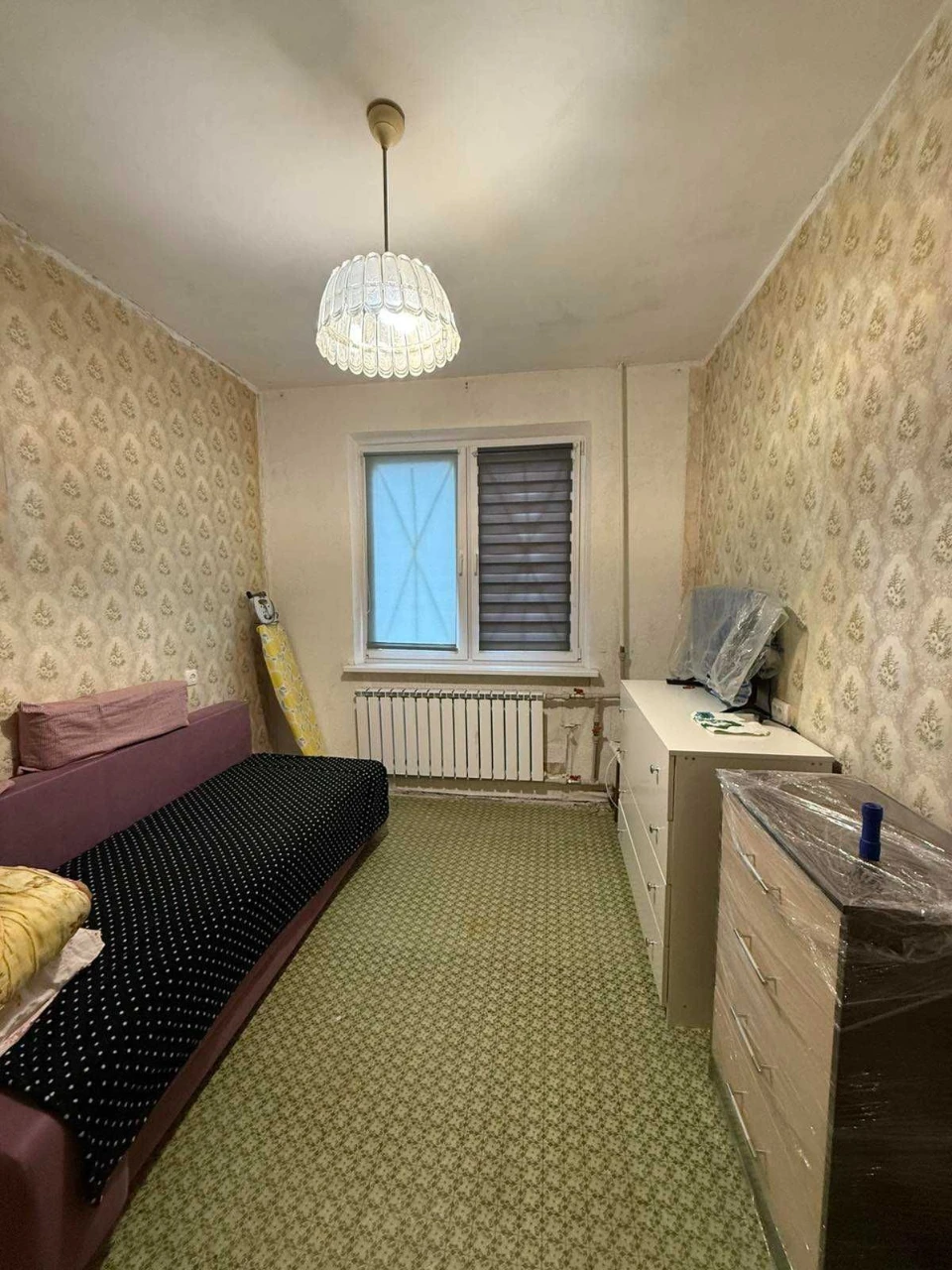 Продам 3 комнатную квартиру возле метро на салтовке