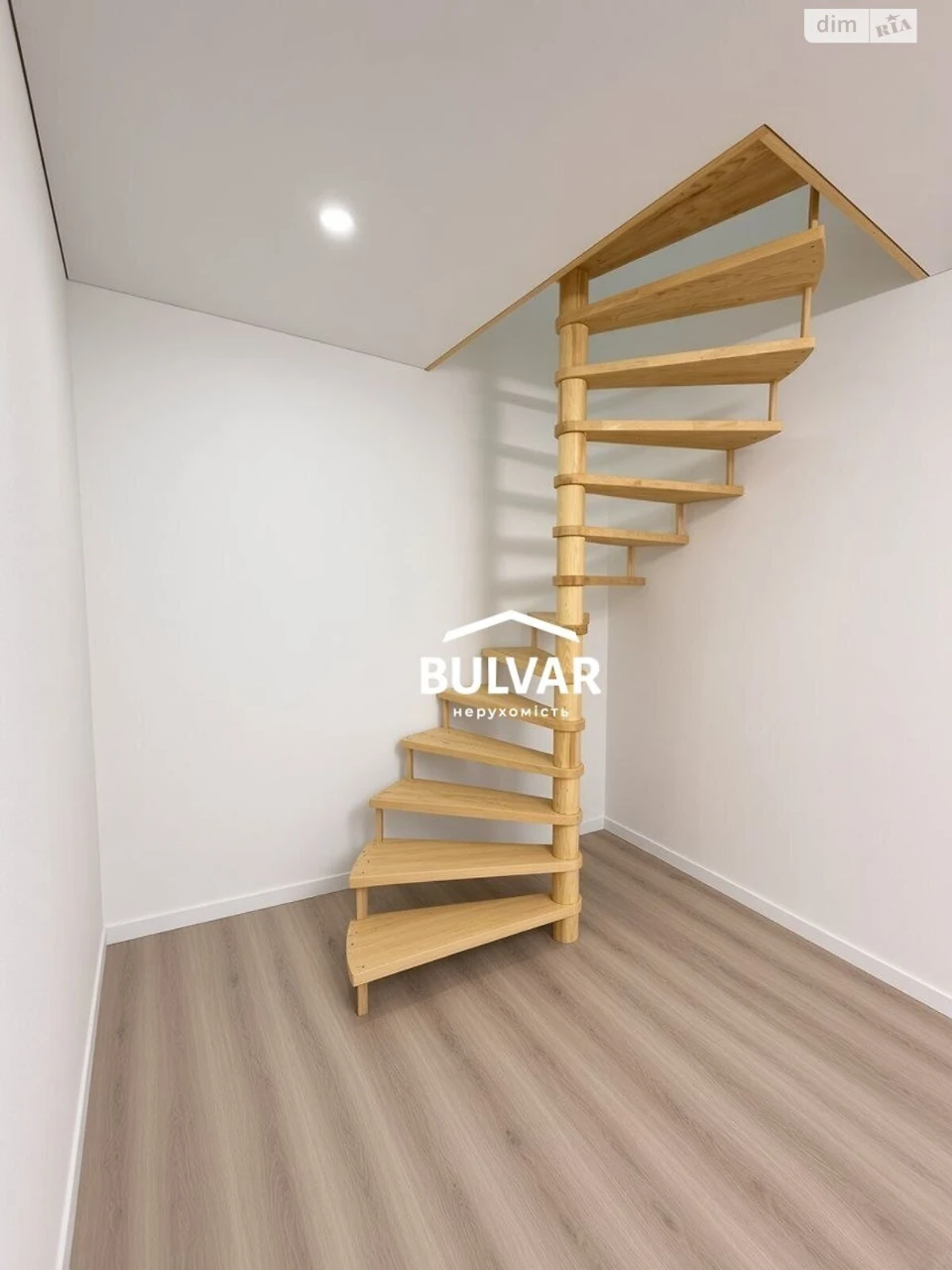 Продаж Квартири в 602-му мікрорайоні