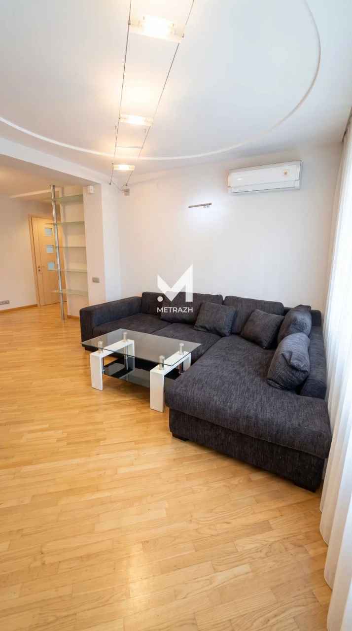 Продам тёплую 4к квартиру на Алексеевке, возле метро, мебель