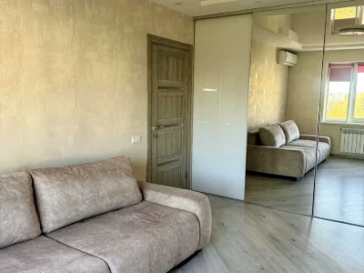 Apartment. Kharkiv, Lopanska Street