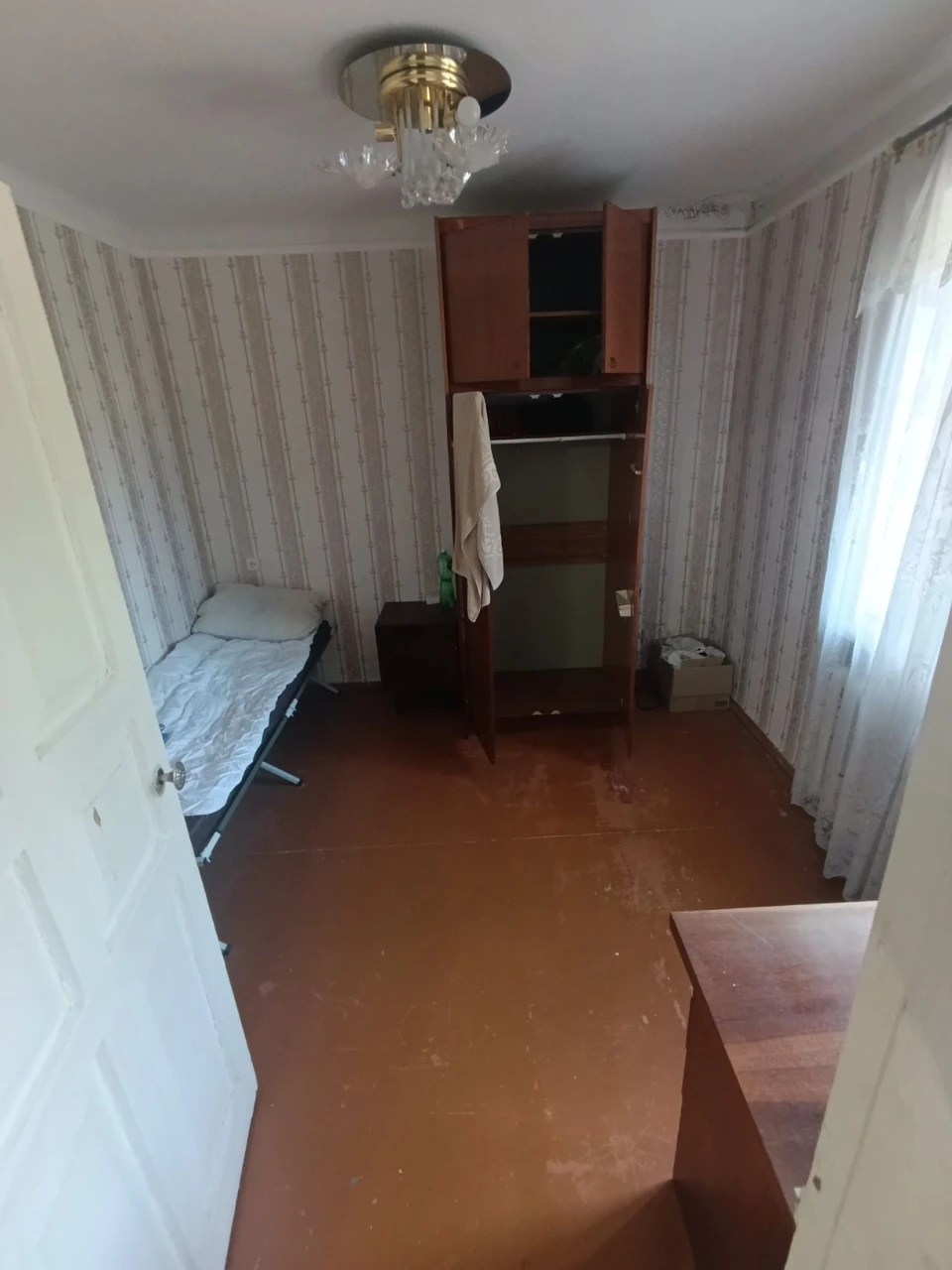 Продается квартира с тремя комнатами, Вокзальная
