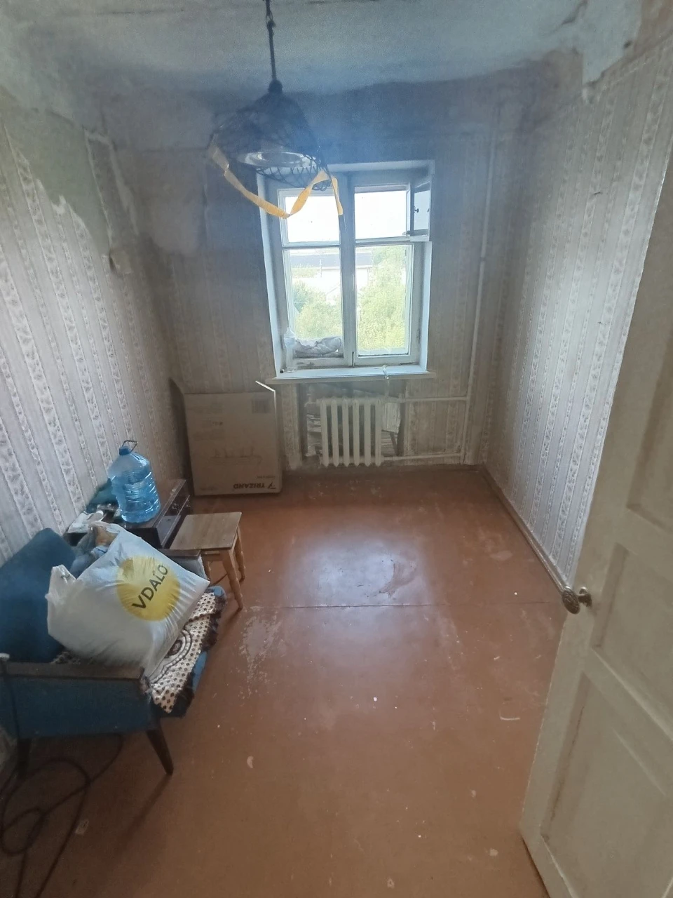 Продается квартира с тремя комнатами, Вокзальная