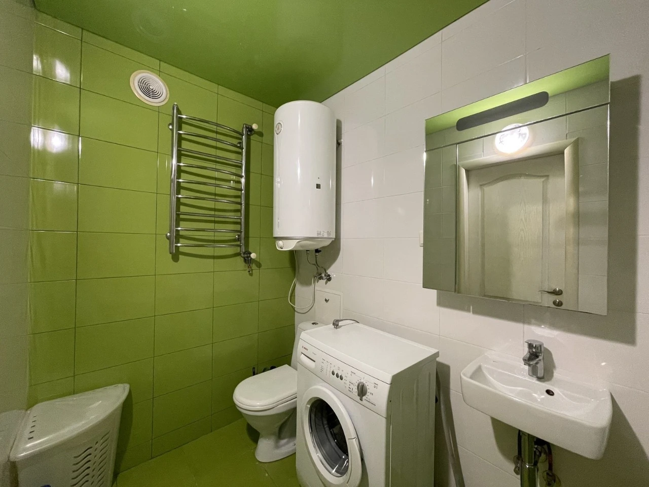 Spacious 3-bedroom Czech apartment in the town of Chernomorsk
