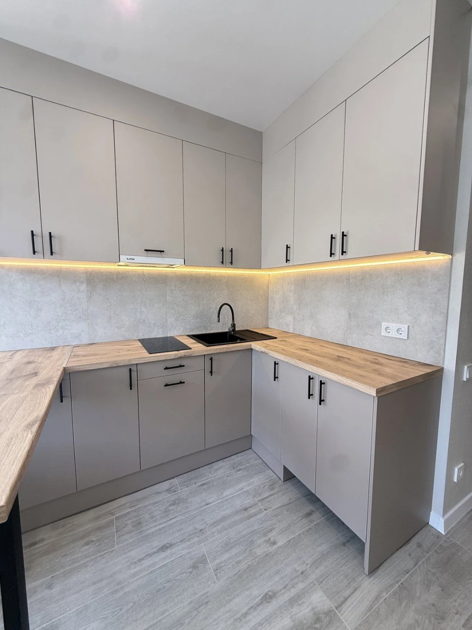 Продам / Буча / Квартира з ремонтом, укомплекована / 35 000$