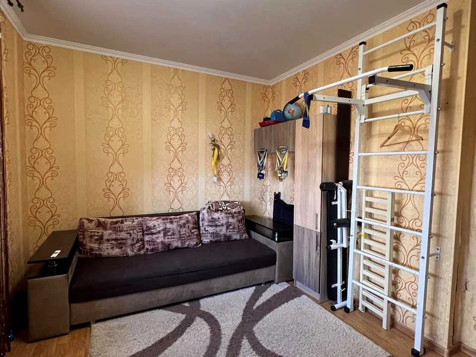 Apartment. Vynnyky (Lviv), Volodymyr Iasiuk Street